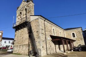 Parroquia de San Juan Bautista de Riello