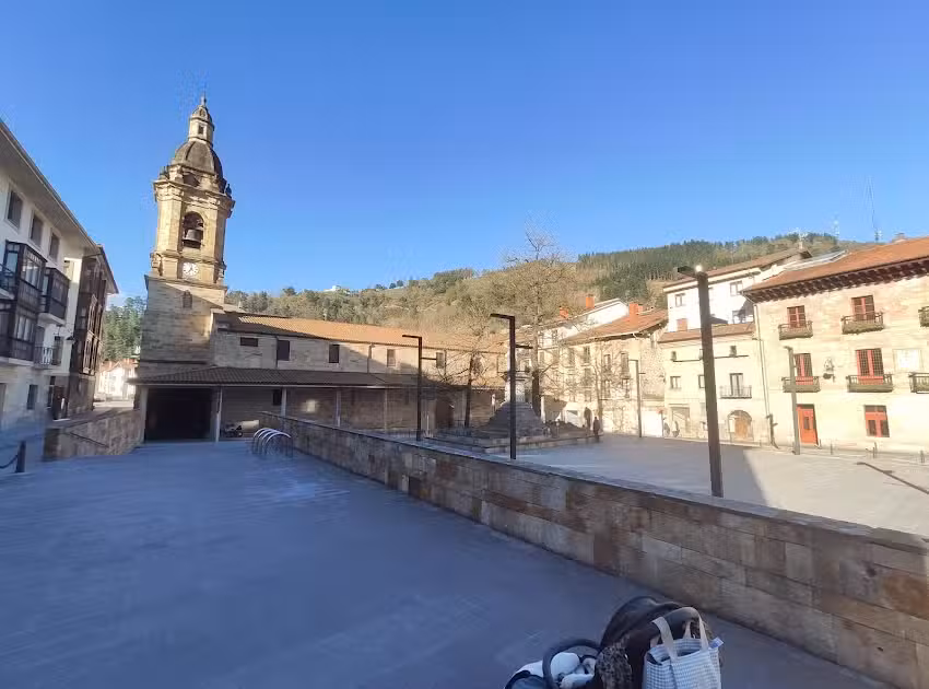 Parroquia de San Mart&iacute;n de Tours