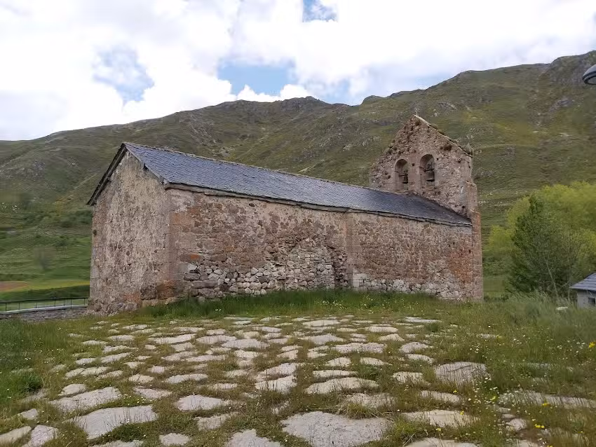 Parroquia de San Mateo de La Cueta