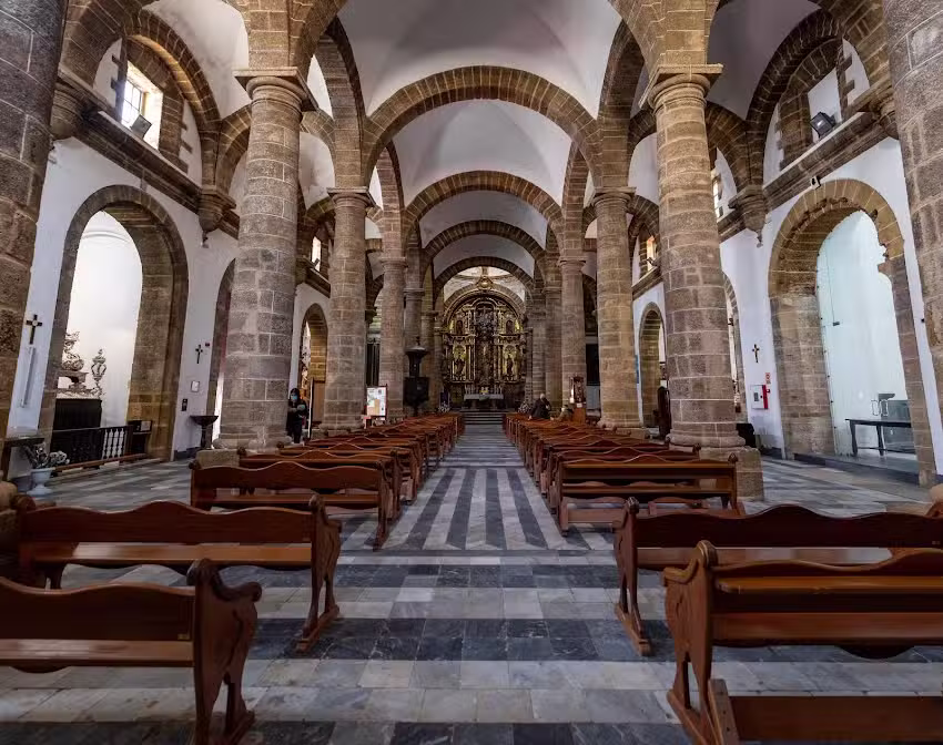 Parroquia de Santa Cruz (Catedral Vieja de C&aacute;diz)