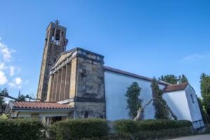 Parroquia de Santa Eulalia de Cabue&ntilde;es