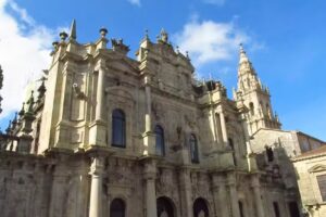 Parroquia de Santa Mar&iacute;a la Antigua de la Corticela