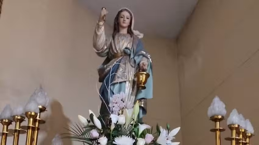 Parroquia de Santa Marta Pu&ccedil;ol