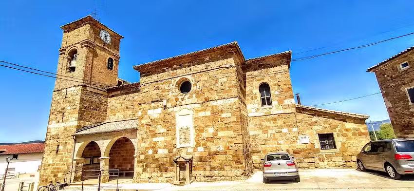 Parroquia De Villabona esta iglesia es SAN miguel