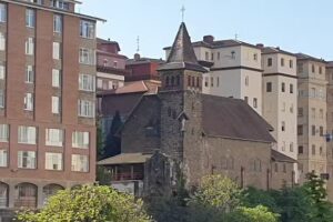 Parroquia San Rafael Arcángel de Bilbao
