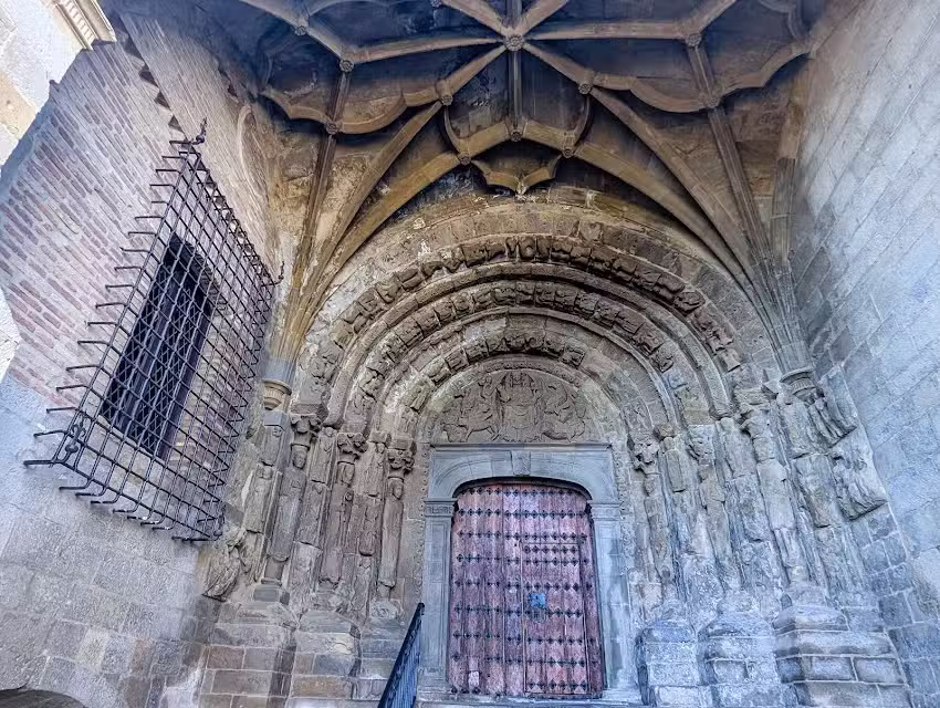 Pasadizo de la cripta