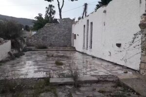 Restos de la iglesia del Milagro de Campello.