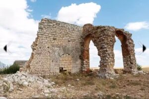 Ruinas de la Iglesia del Salvador de Abezames