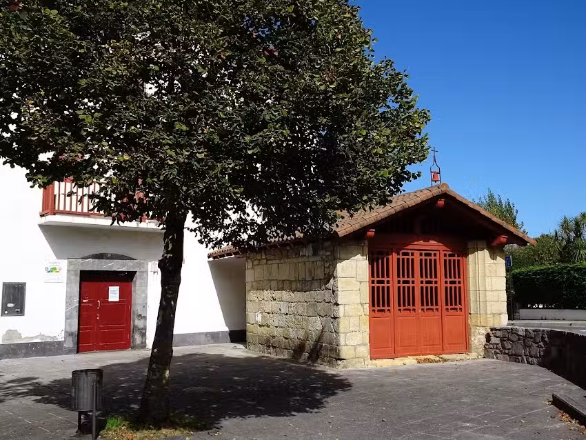 Sainduako Basaeliza/Ermita de Saindua