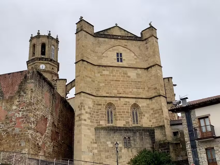 Salbatore Deunaren Eliza/Iglesia de San Salvador