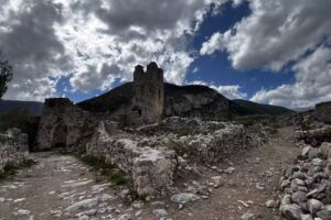 Santa Maria del Castell de G&oacute;sol