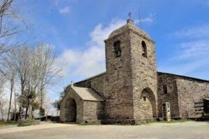 Santuario de Santa Mar&iacute;a la Real de O Cebreiro
