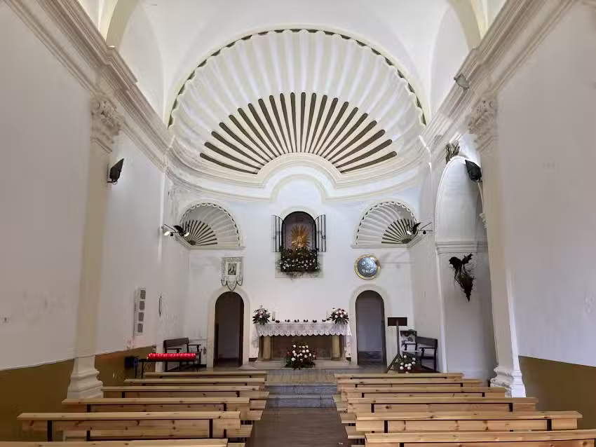 Virgen de Montorn&eacute;s